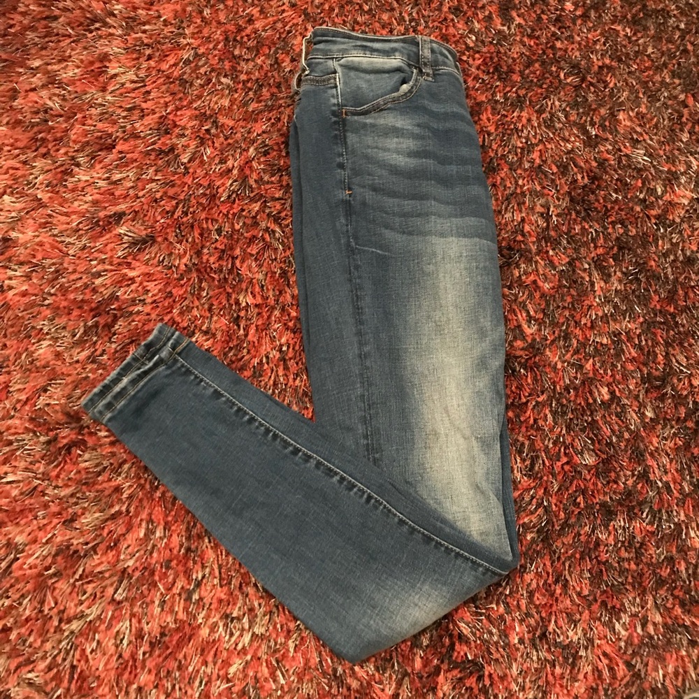 American Eagle Hi-Rise Jeans Size 4